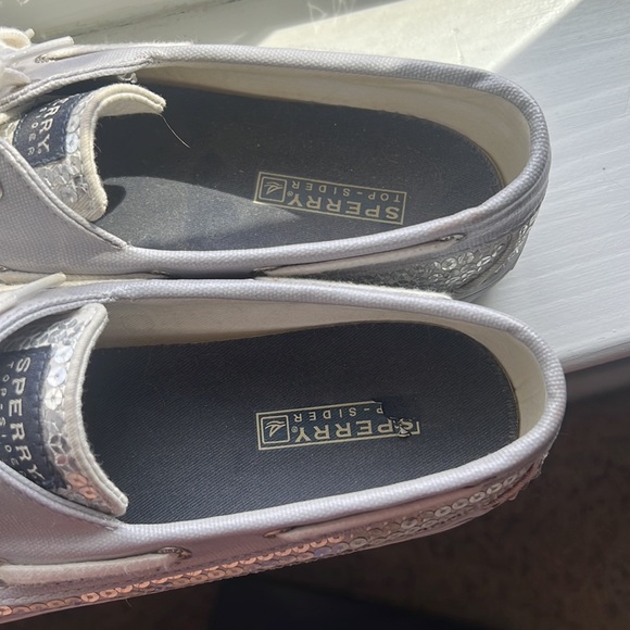 Sperry Top-Sider Womens. Size 9. In good condition. - Picture 3 of 4